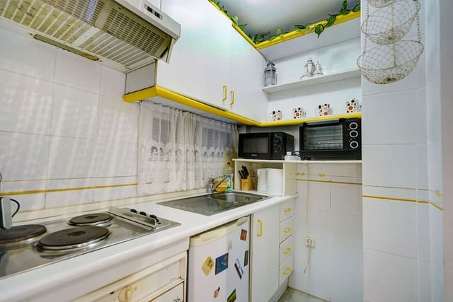 2 quarto Apartamento para venda em Calahonda, Mijas com piscina garagem - 275 000 € (Ref: 9491911)