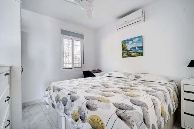2 soverom Hus til salgs i Calahonda, Mijas med svømmebasseng garasje - € 385 000 (Ref: 9618706)