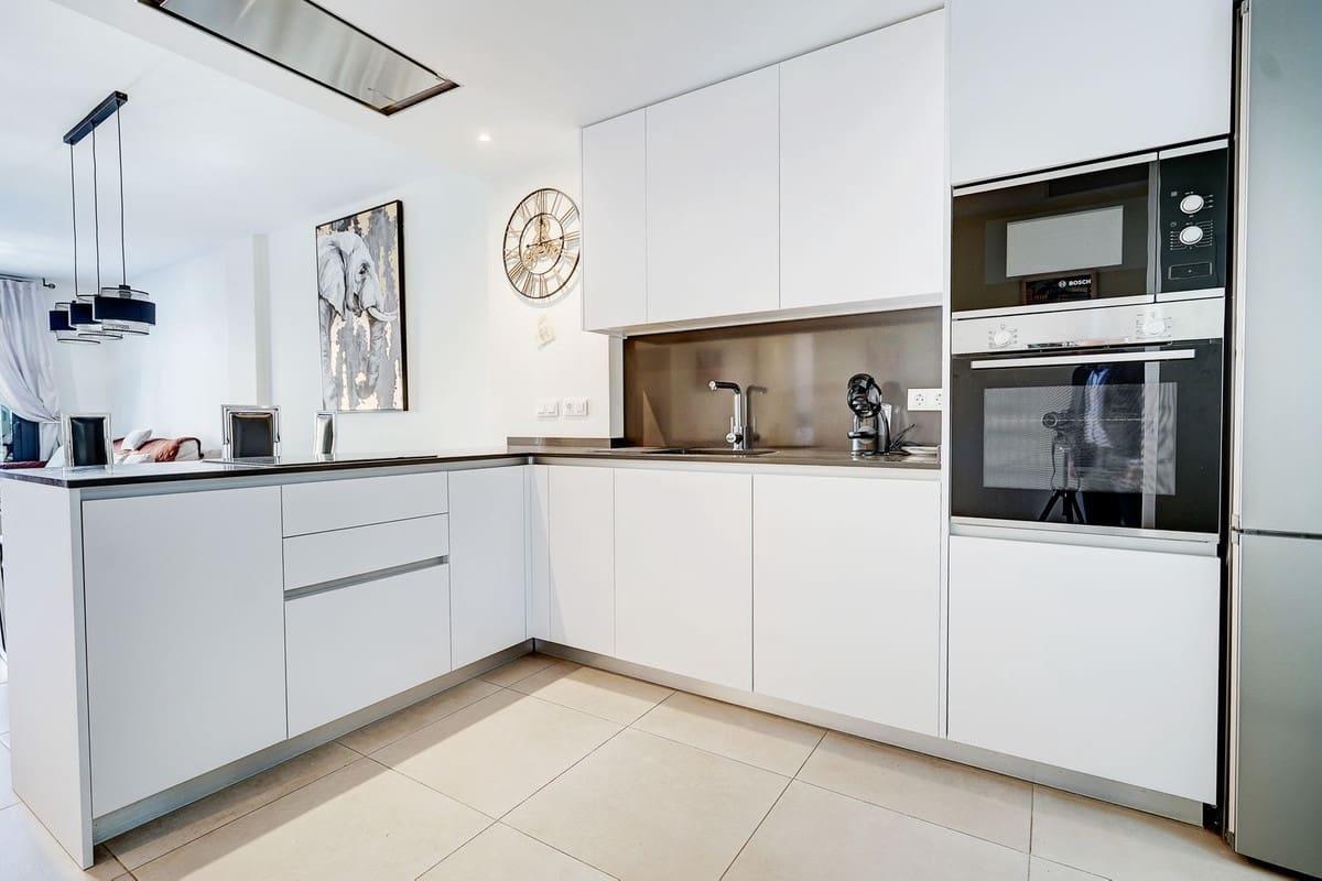 3 bedroom Apartment for sale in La Cala de Mijas - € 499,000 (Ref: 9679148)