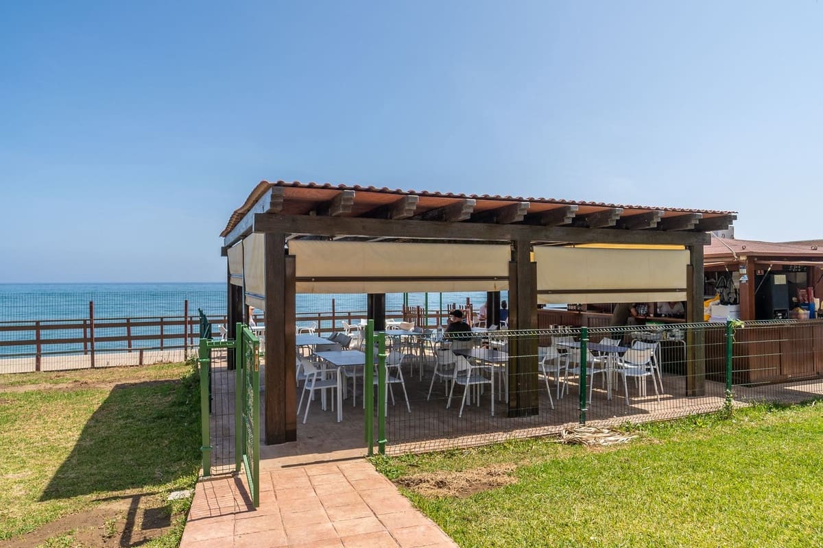 Estudio en Calahonda en venta con piscina garaje - 175.000 € (Ref: 9700008)