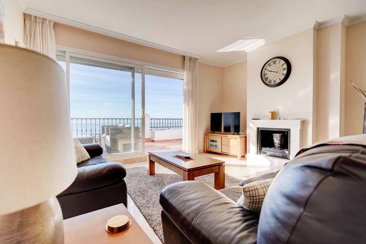 2 quarto Penthouse para venda em Calahonda com piscina garagem - 450 000 € (Ref: 9781251)