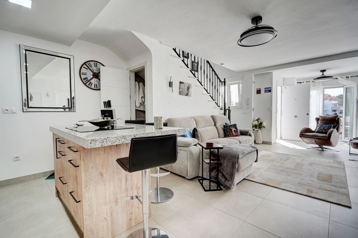 Casa de 3 habitaciones en La Reserva en venta con piscina garaje - 399.995 € (Ref: 9793670)