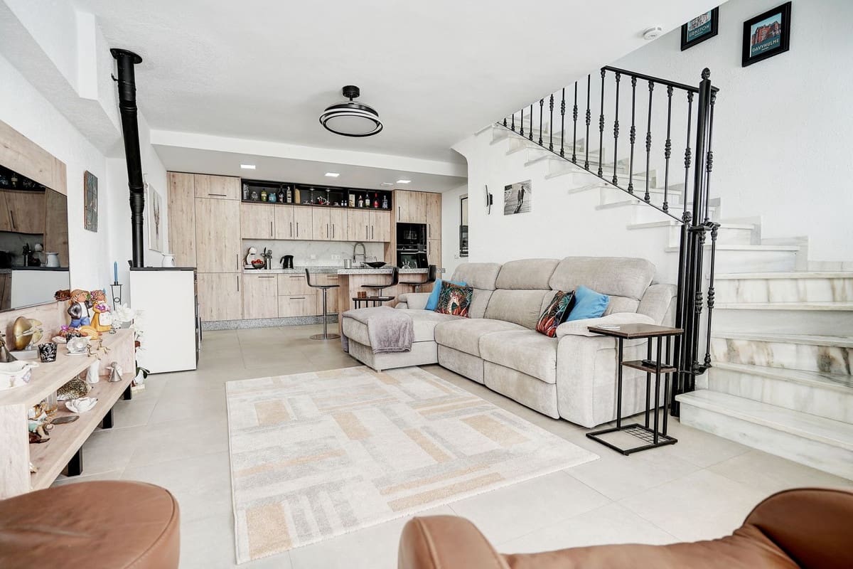 Casa de 3 habitaciones en La Reserva en venta con piscina garaje - 399.995 € (Ref: 9793670)