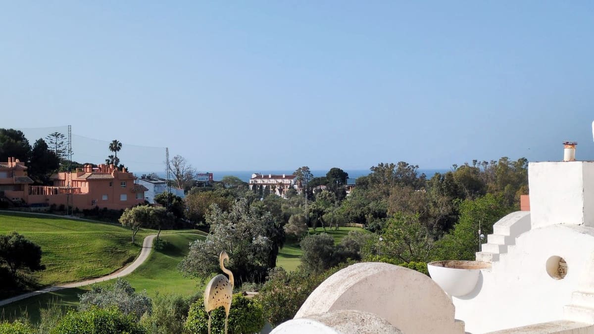 Casa de 3 habitaciones en La Reserva en venta con piscina garaje - 399.995 € (Ref: 9793670)