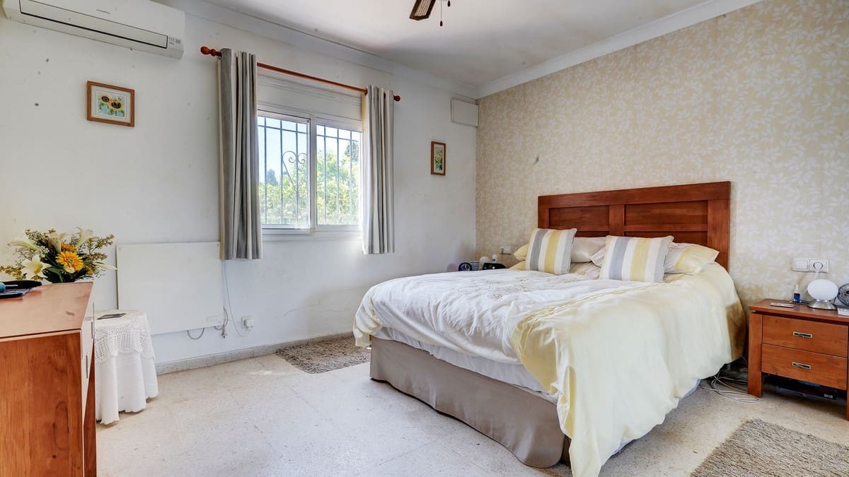 3 soverom Villa til salgs i Calypso med garasje - € 449 995 (Ref: 9841431)