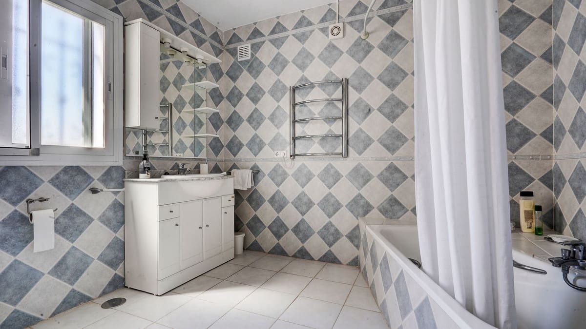 3 soverom Villa til salgs i Calypso med garasje - € 449 995 (Ref: 9841431)