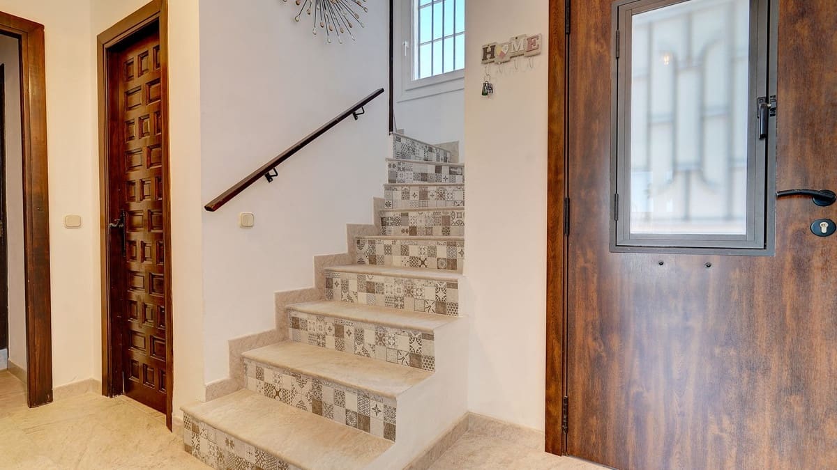 4 soverom Villa til salgs i Calahonda med svømmebasseng garasje - € 1 049 995 (Ref: 9850599)