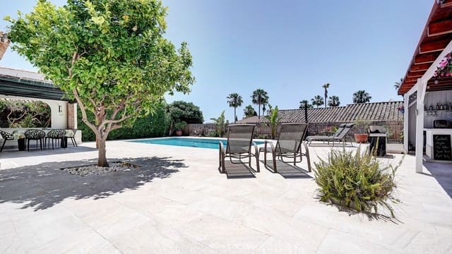 4 camera da letto Villa in vendita in Calahonda, Mijas con piscina garage - 1.049.995 € (Rif: 9850599)