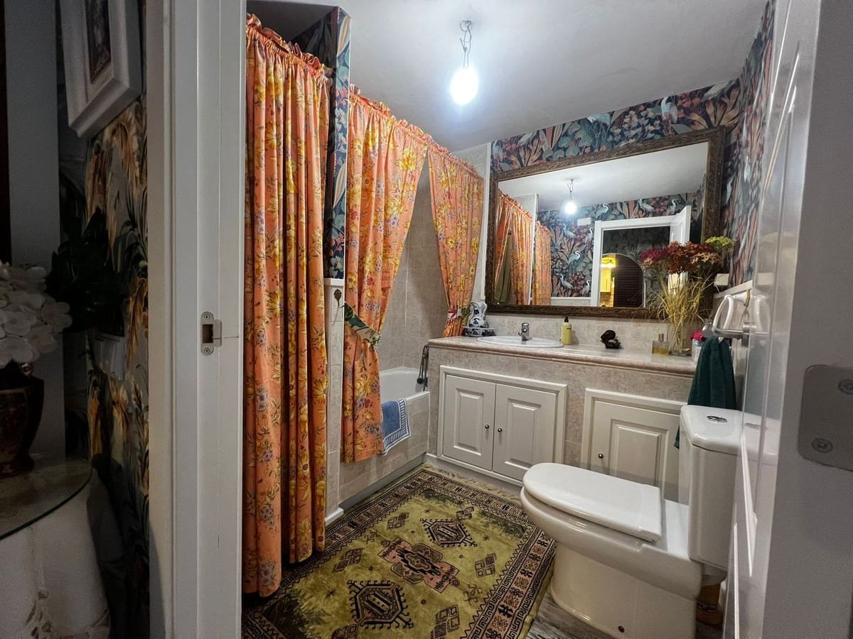 1 quarto Apartamento para venda em Calahonda com piscina garagem - 295 000 € (Ref: 9858566)