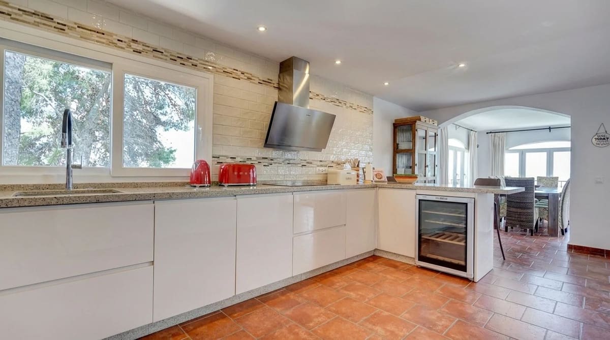 5 soverom Villa til salgs i Mijas med svømmebasseng garasje - € 1 495 000 (Ref: 9893151)