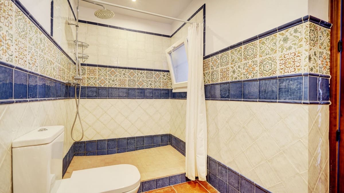 5 soverom Villa til salgs i Mijas med svømmebasseng garasje - € 1 495 000 (Ref: 9893151)