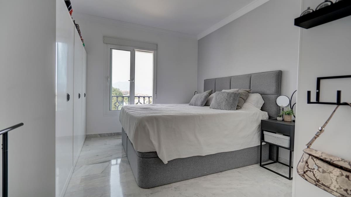3 bedroom Townhouse for sale in El Chaparral with pool garage - € 599,000 (Ref: 9922887)