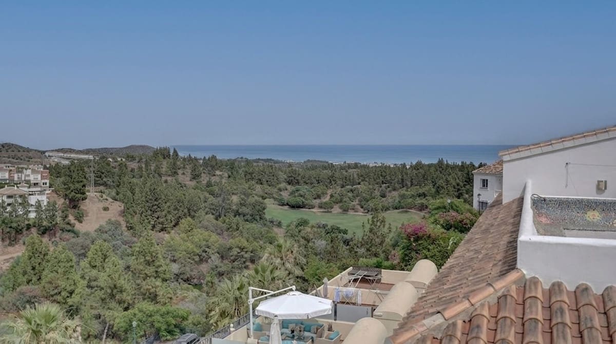 3 bedroom Townhouse for sale in El Chaparral with pool garage - € 599,000 (Ref: 9922887)