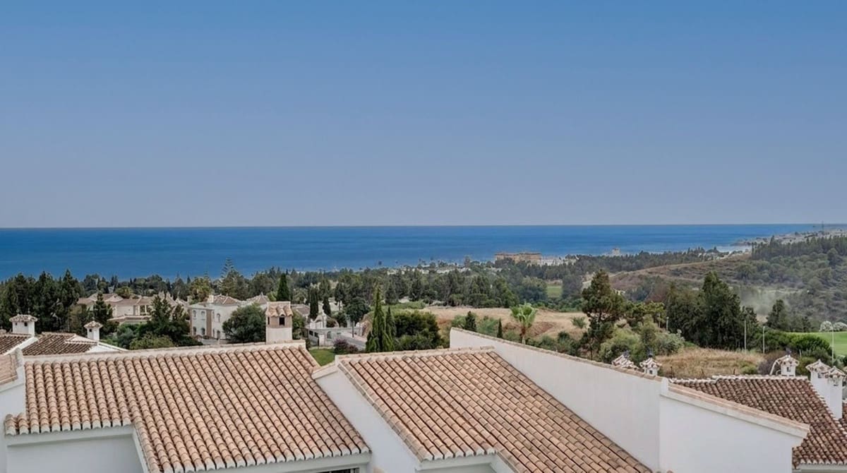 3 bedroom Townhouse for sale in El Chaparral with pool garage - € 599,000 (Ref: 9922887)