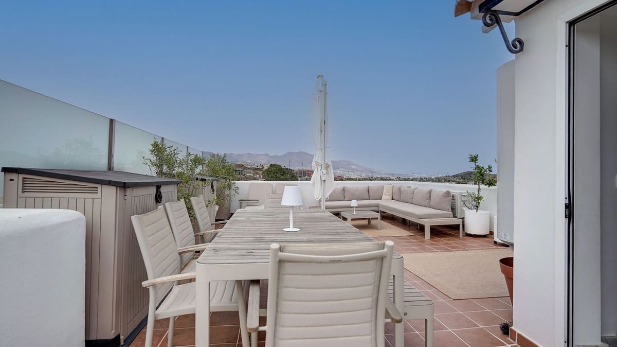 3 bedroom Townhouse for sale in El Chaparral with pool garage - € 599,000 (Ref: 9922887)