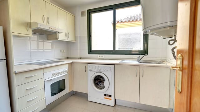 2 soverom Penthouse til salgs i Miraflores, Málaga by med svømmebasseng garasje - € 349 995 (Ref: 9925160)