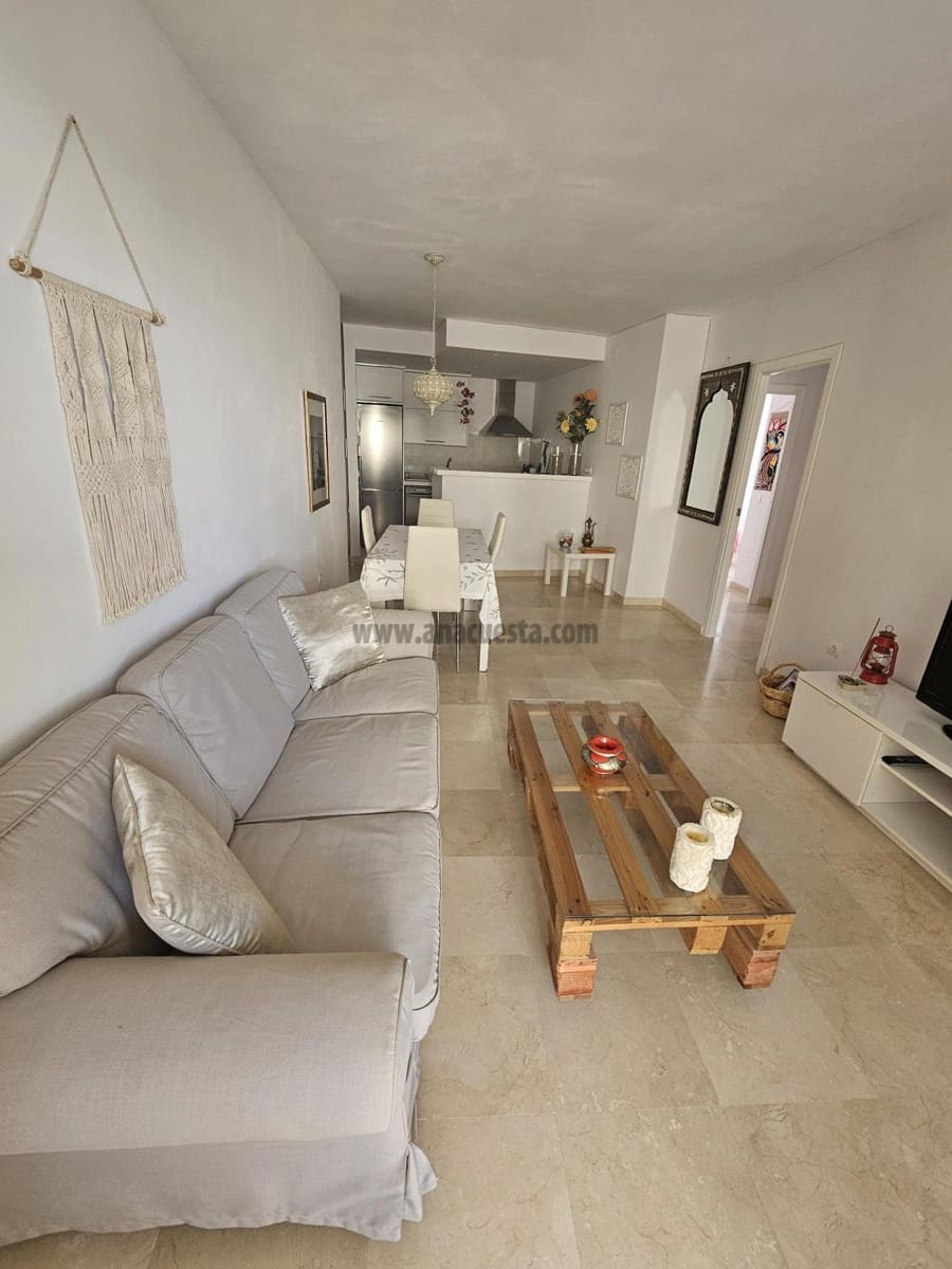 2 soveværelse Lejlighed til salg i Estepona med swimmingpool - € 369.000 (Ref: 9234875)