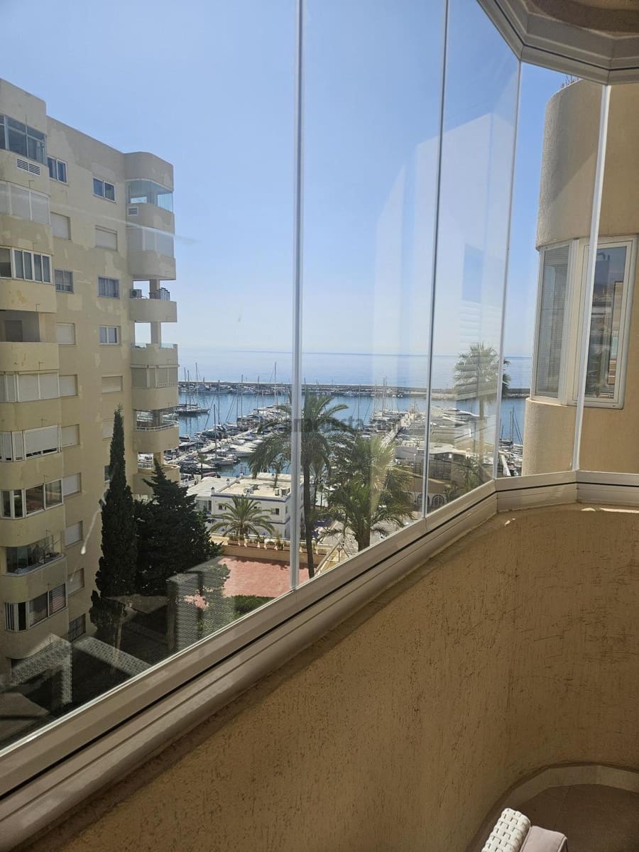 2 soveværelse Lejlighed til salg i Estepona med swimmingpool - € 369.000 (Ref: 9234875)