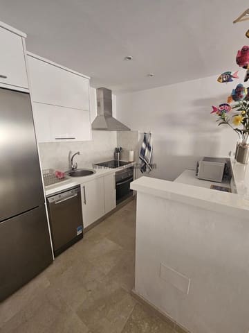 2 chambre Appartement à vendre à Puerto de Estepona, Estepona avec piscine - 369 000 € (Ref: 9234875)