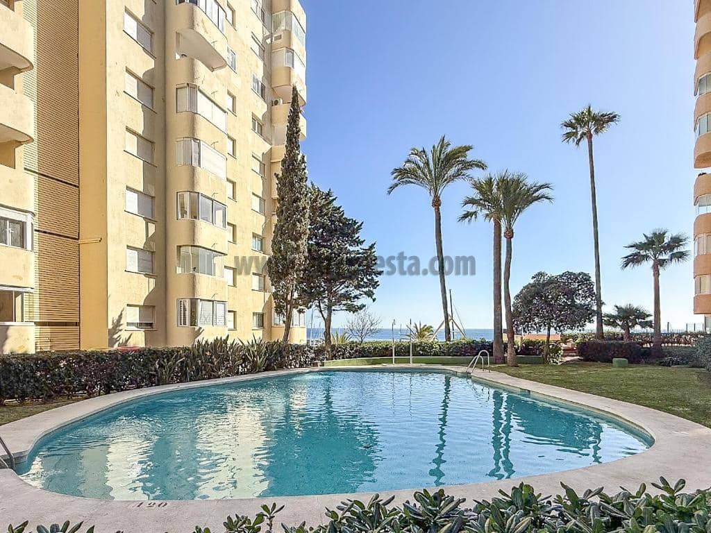 2 soveværelse Lejlighed til salg i Estepona med swimmingpool - € 369.000 (Ref: 9234875)