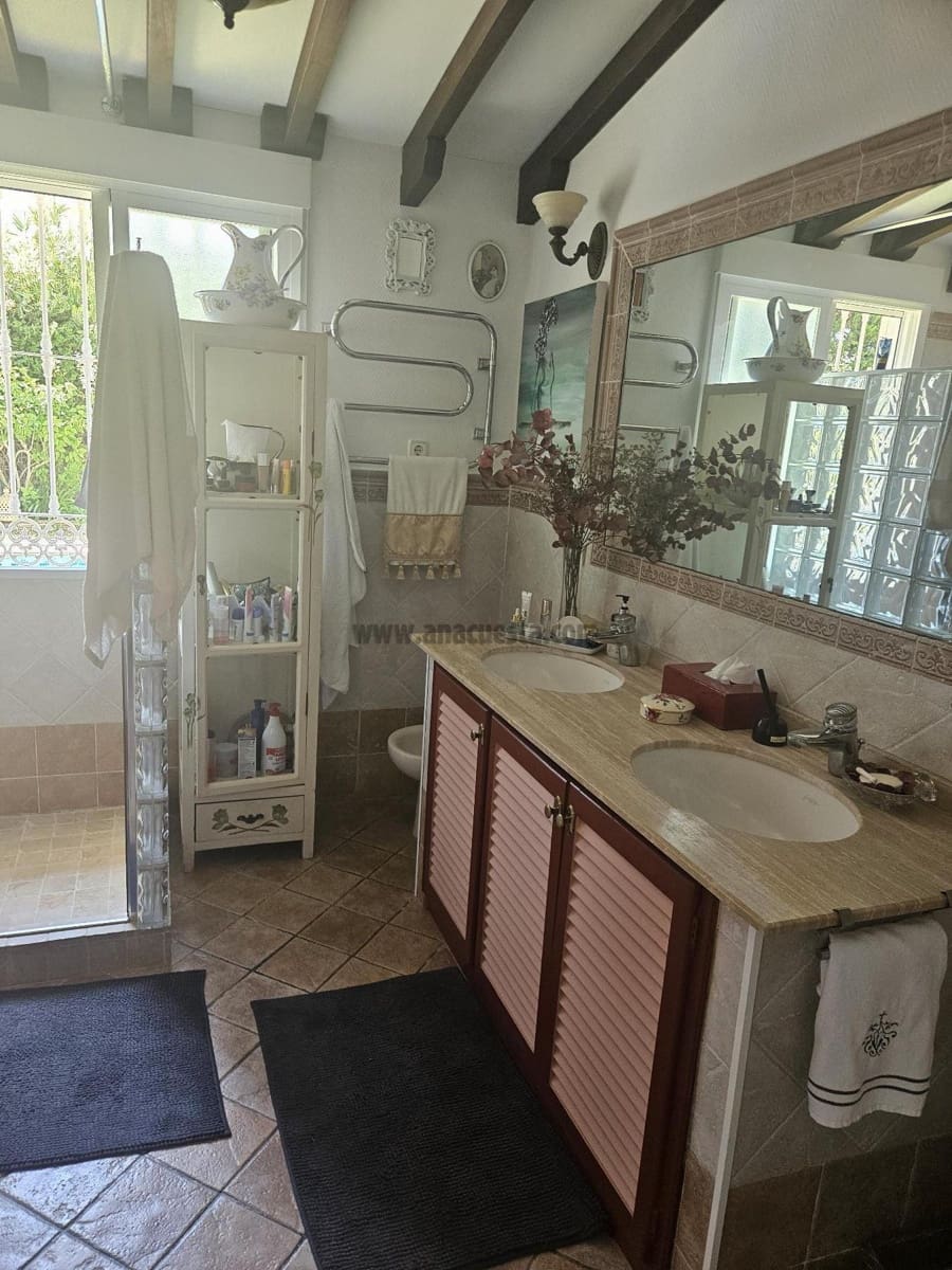 5 chambre Villa/Maison à vendre à Atalaya-Isdabe avec piscine garage - 1 295 000 € (Ref: 9234877)