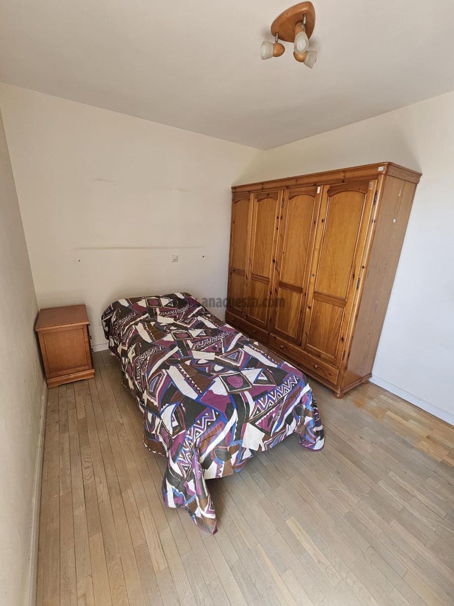 4 sypialnia Penthouse na sprzedaż w Estepona - 615 000 € (Ref: 9234878)