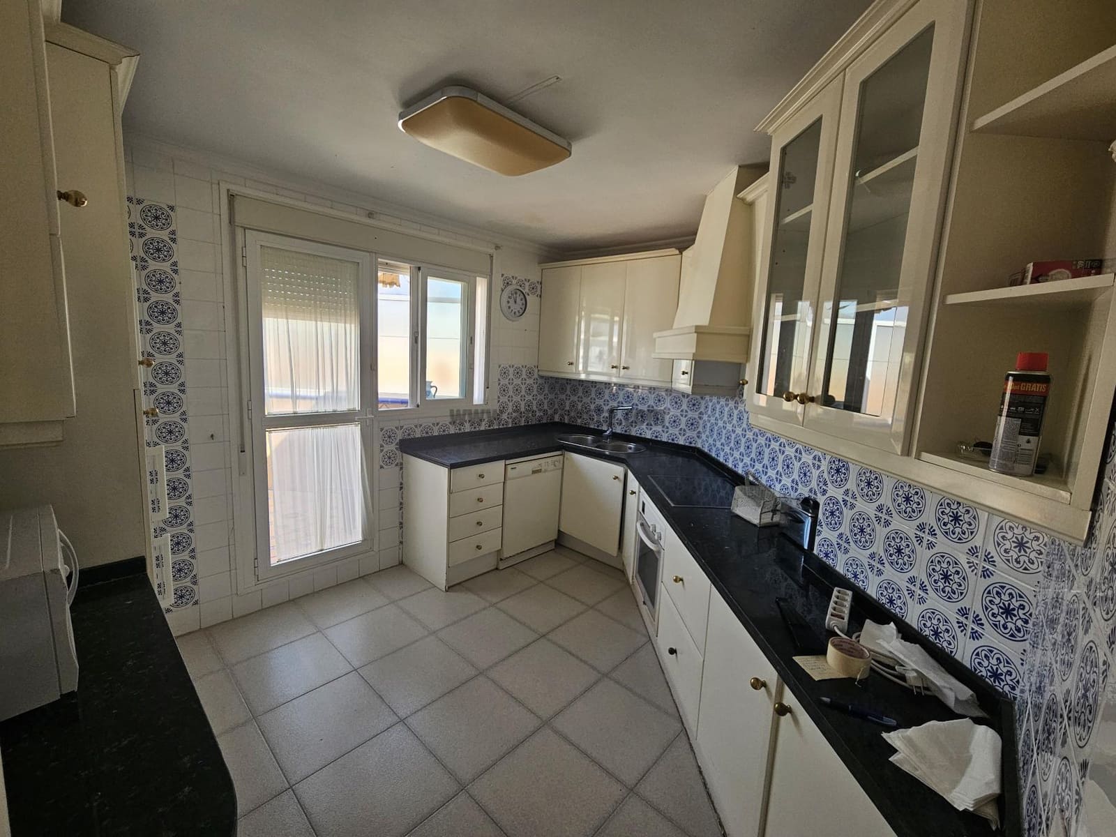 4 sypialnia Penthouse na sprzedaż w Estepona - 615 000 € (Ref: 9234878)