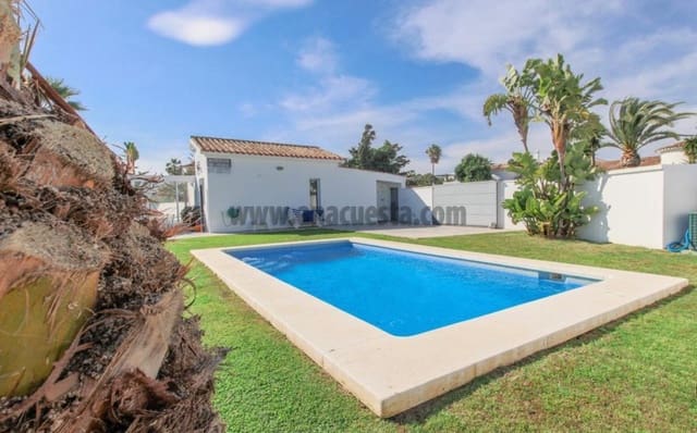 3 makuuhuone Huvila vuokrattavana paikassa Saladillo-Benamara, Estepona mukana uima-altaan - 6 000 € (Ref: 9234880)