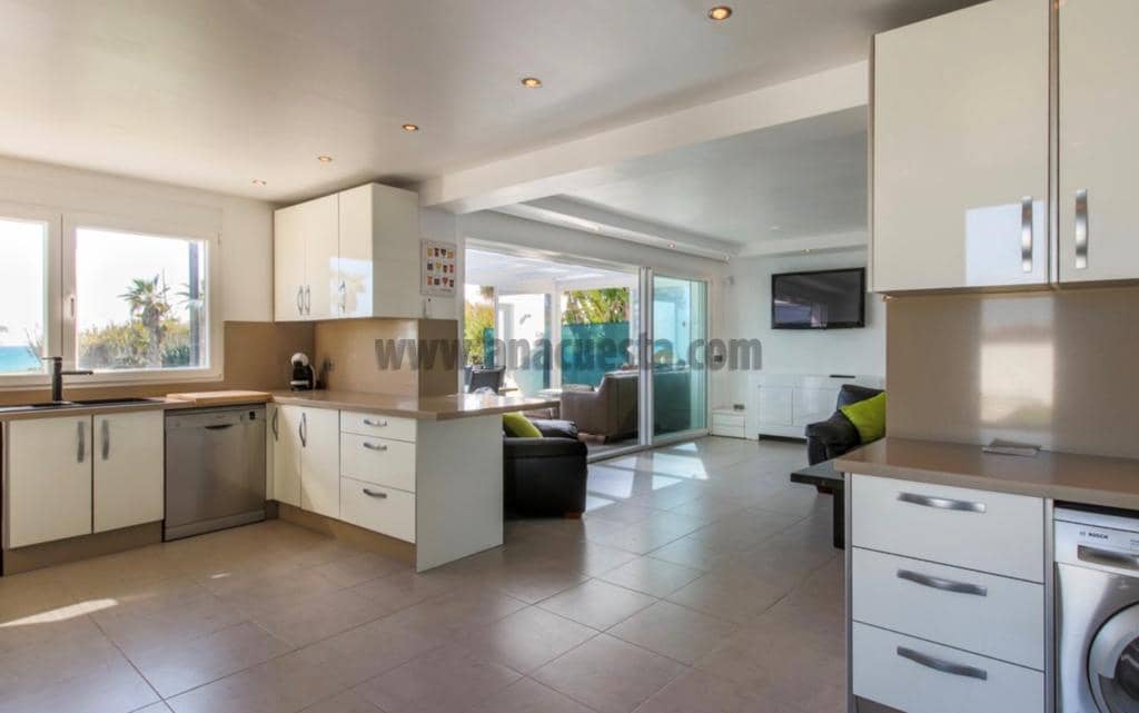 3 soveværelse Villa til salg i Saladillo-Benamara med swimmingpool - € 1.600.000 (Ref: 9234881)