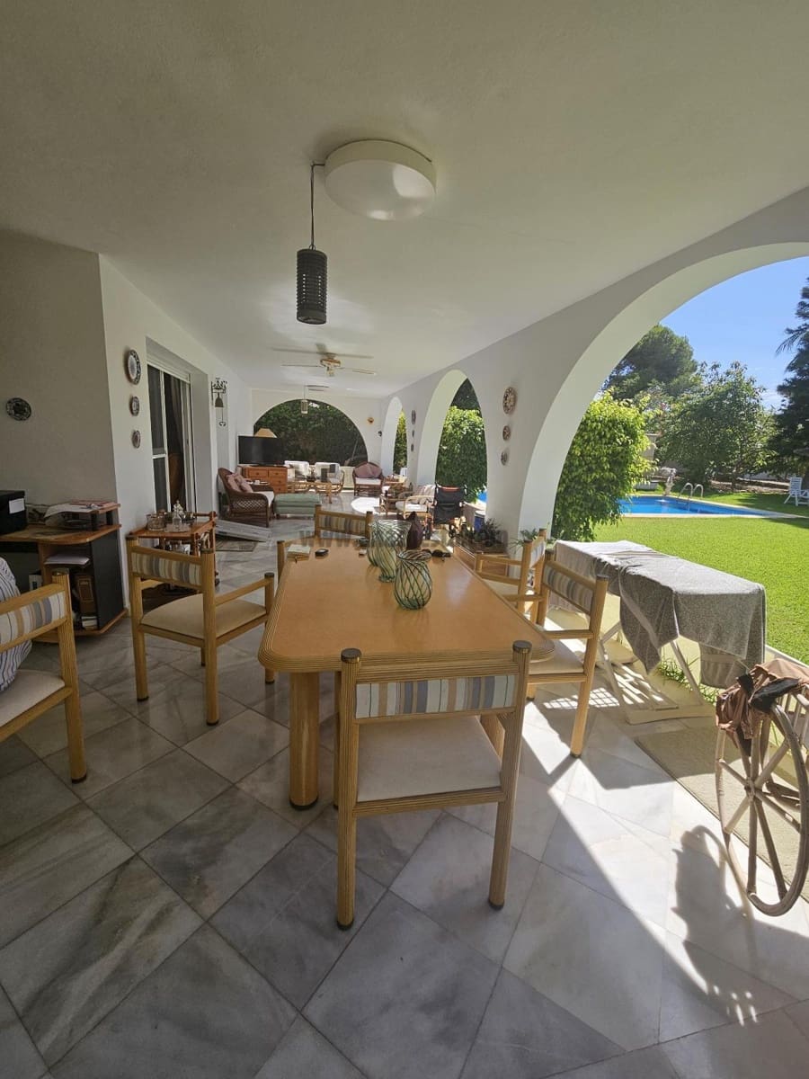 5 soverom Villa til leie i Atalaya-Isdabe med svømmebasseng garasje - € 7 000 (Ref: 9234885)