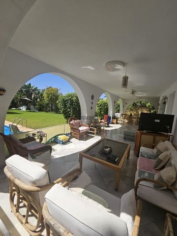 5 soverom Villa til leie i Atalaya-Isdabe, Estepona med svømmebasseng garasje - € 7 000 (Ref: 9234885)