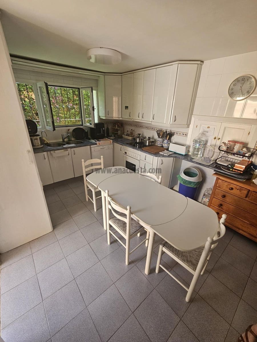 5 soverom Villa til leie i Atalaya-Isdabe med svømmebasseng garasje - € 7 000 (Ref: 9234885)