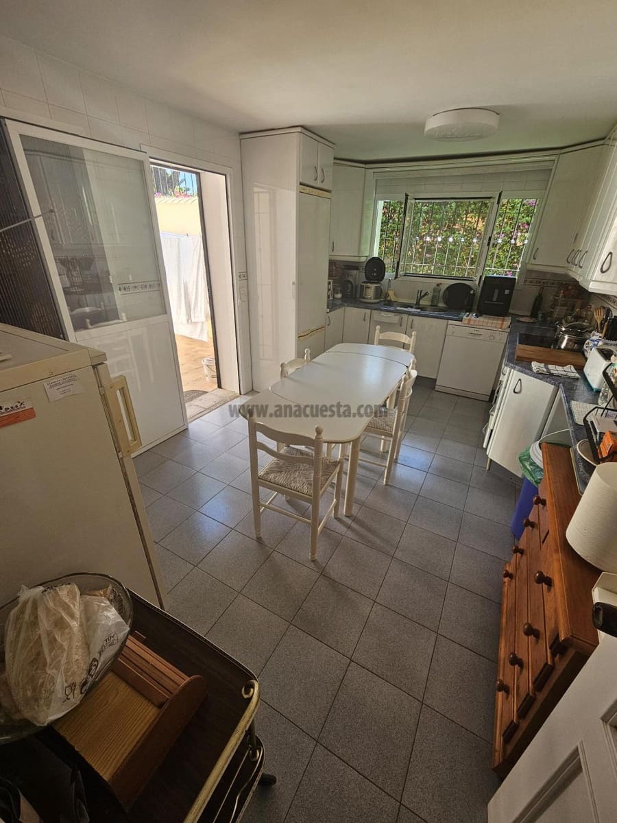 5 soverom Villa til leie i Atalaya-Isdabe med svømmebasseng garasje - € 7 000 (Ref: 9234885)