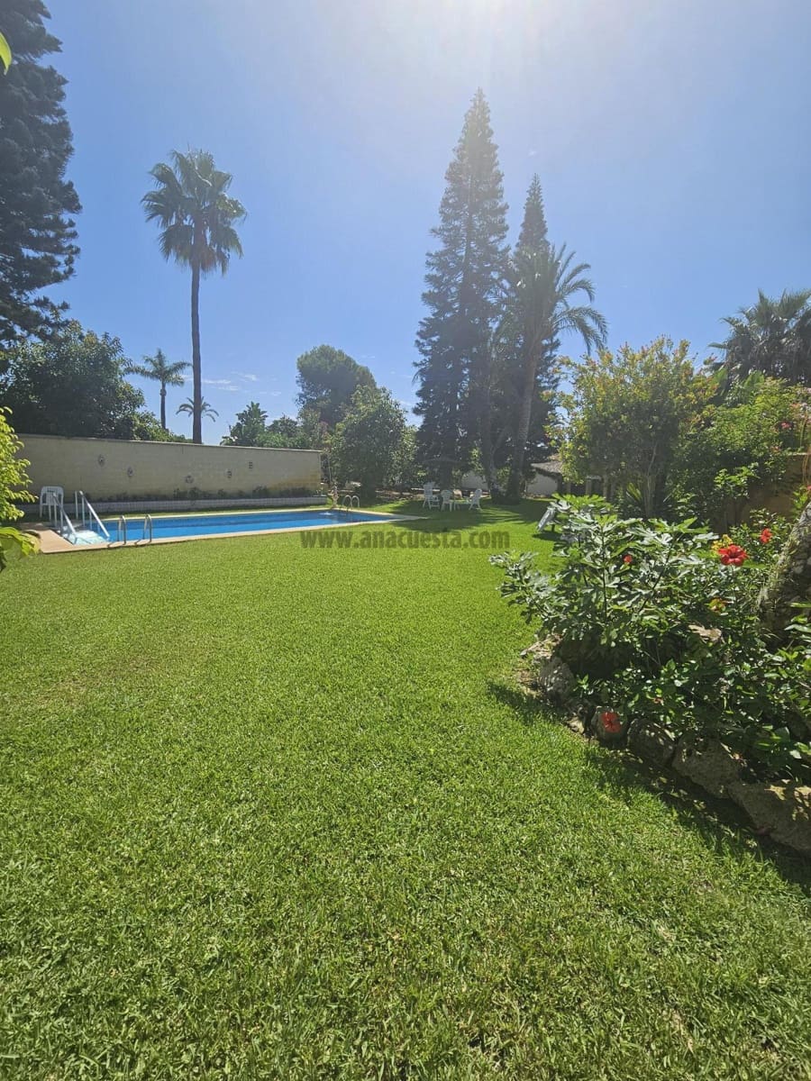 5 soverom Villa til leie i Atalaya-Isdabe med svømmebasseng garasje - € 7 000 (Ref: 9234885)