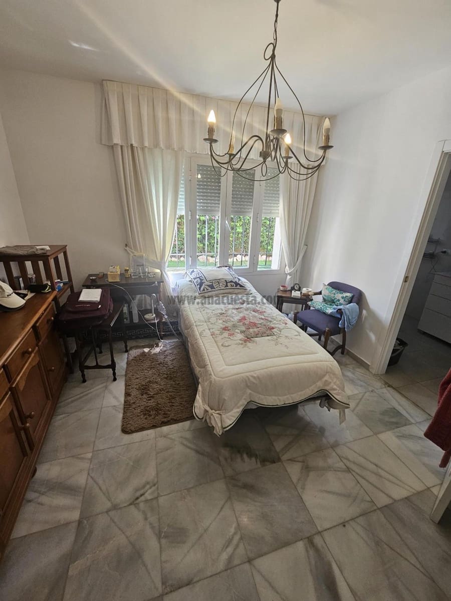 5 soverom Villa til leie i Atalaya-Isdabe med svømmebasseng garasje - € 7 000 (Ref: 9234885)