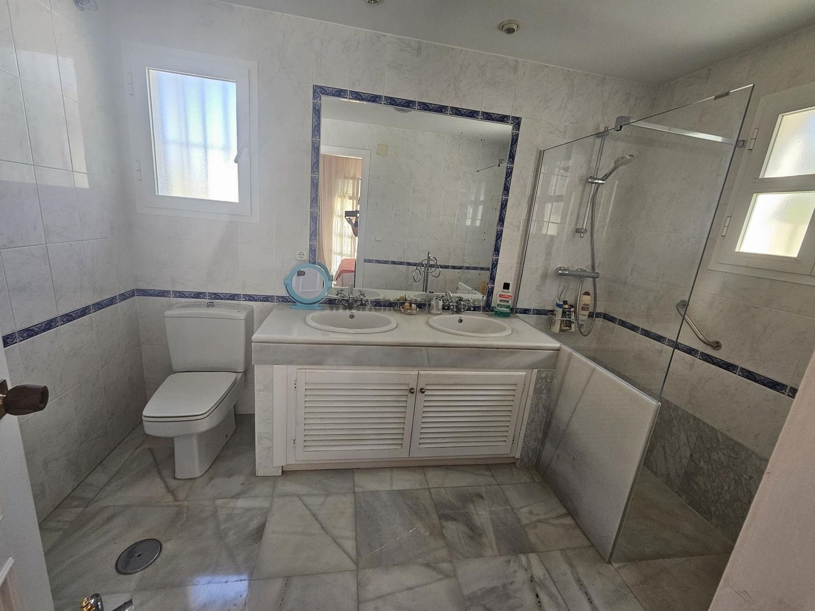 5 soverom Villa til leie i Atalaya-Isdabe med svømmebasseng garasje - € 7 000 (Ref: 9234885)