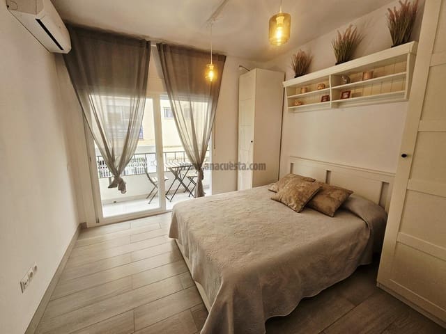 2 bedroom Apartment for sale in Centro, Estepona - € 340,000 (Ref: 9296856)