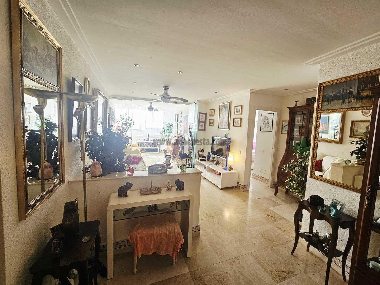 2 bedroom Apartment for sale in Estepona with pool - € 369,000 (Ref: 9377701)