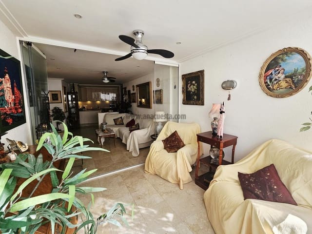 2 bedroom Apartment for sale in Puerto de Estepona, Estepona with pool - € 369,000 (Ref: 9377701)