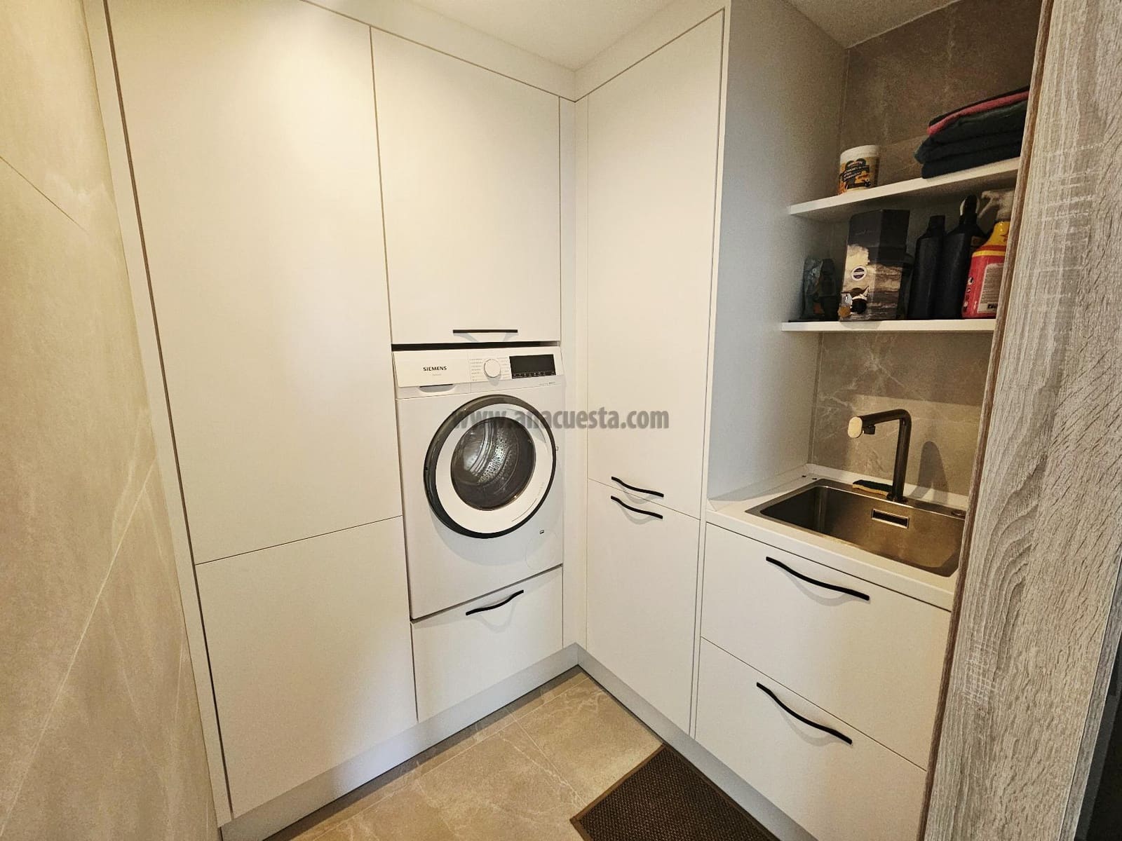 2 sypialnia Apartament na sprzedaż w Istan z basenem garażem - 499 000 € (Ref: 9386736)