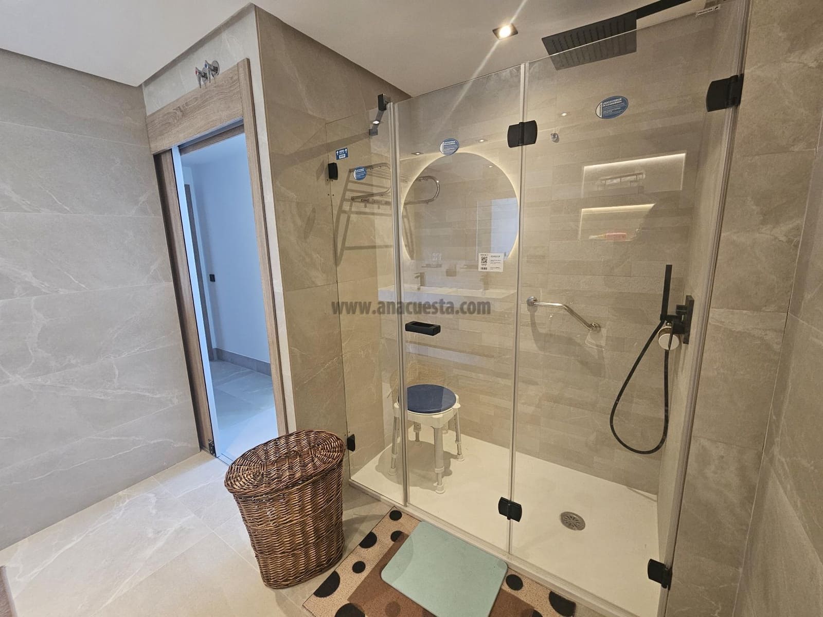 2 sypialnia Apartament na sprzedaż w Istan z basenem garażem - 499 000 € (Ref: 9386736)