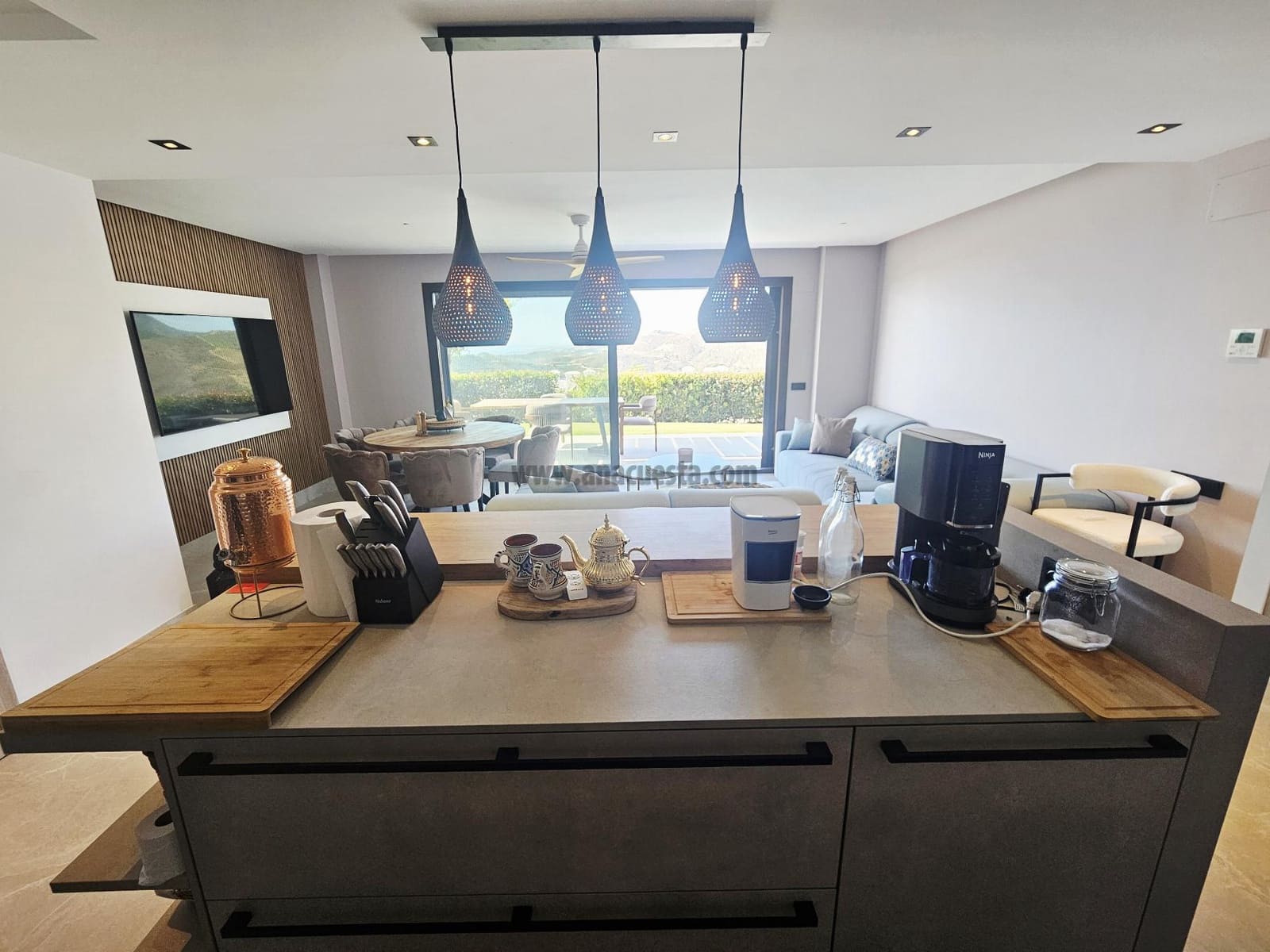 2 sypialnia Apartament na sprzedaż w Istan z basenem garażem - 499 000 € (Ref: 9386736)