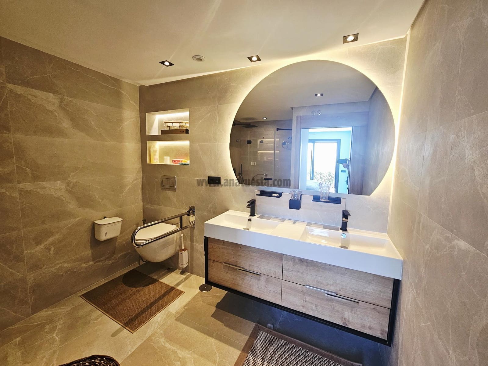 2 sypialnia Apartament na sprzedaż w Istan z basenem garażem - 499 000 € (Ref: 9386736)