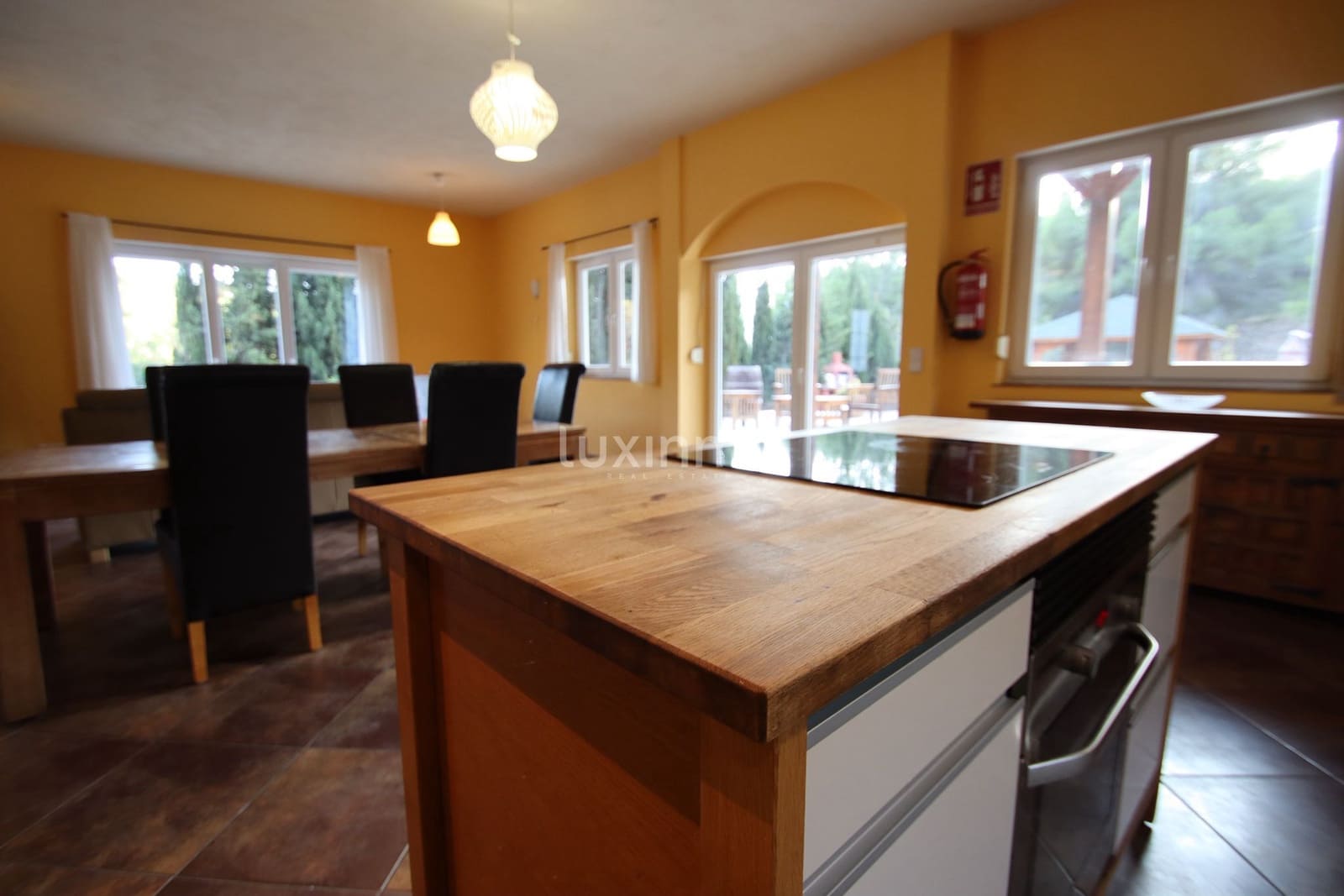 20 slaapkamer Villa te koop in Finestrat met zwembad garage - € 1.695.000 (Ref: 10001194)