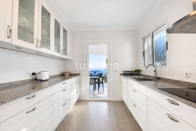 Villa/Maison de 5 chambres à louer à Altea avec piscine garage - 5 500 € (Ref: 10007949)