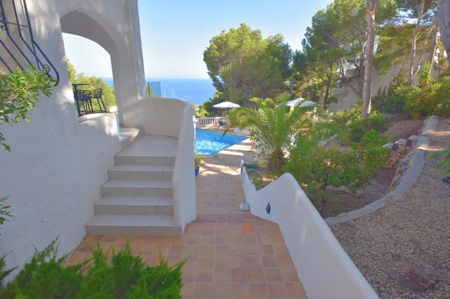 Villa/Maison de 5 chambres à louer à Altea avec piscine garage - 5 500 € (Ref: 10007949)