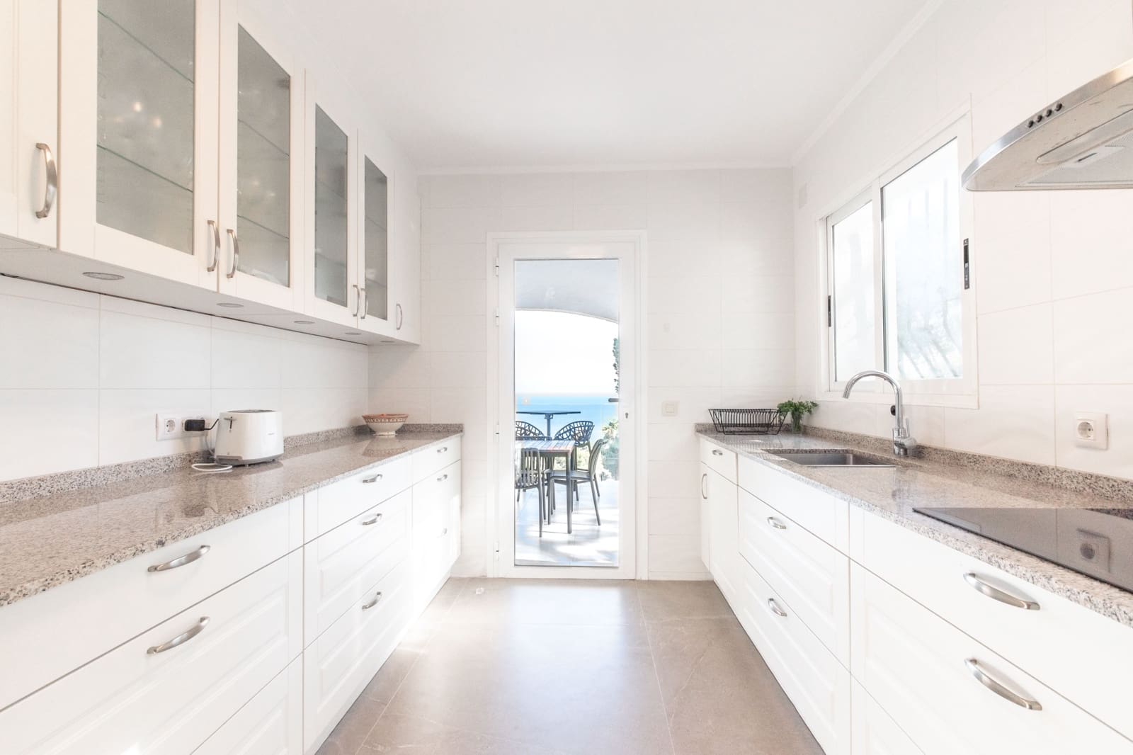 5 sypialnia Willa do wynajęcia w Altea z basenem garażem - 5 500 € (Ref: 10007949)