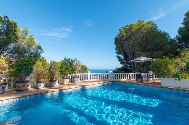 5 sypialnia Willa do wynajęcia w Altea z basenem garażem - 5 500 € (Ref: 10007949)