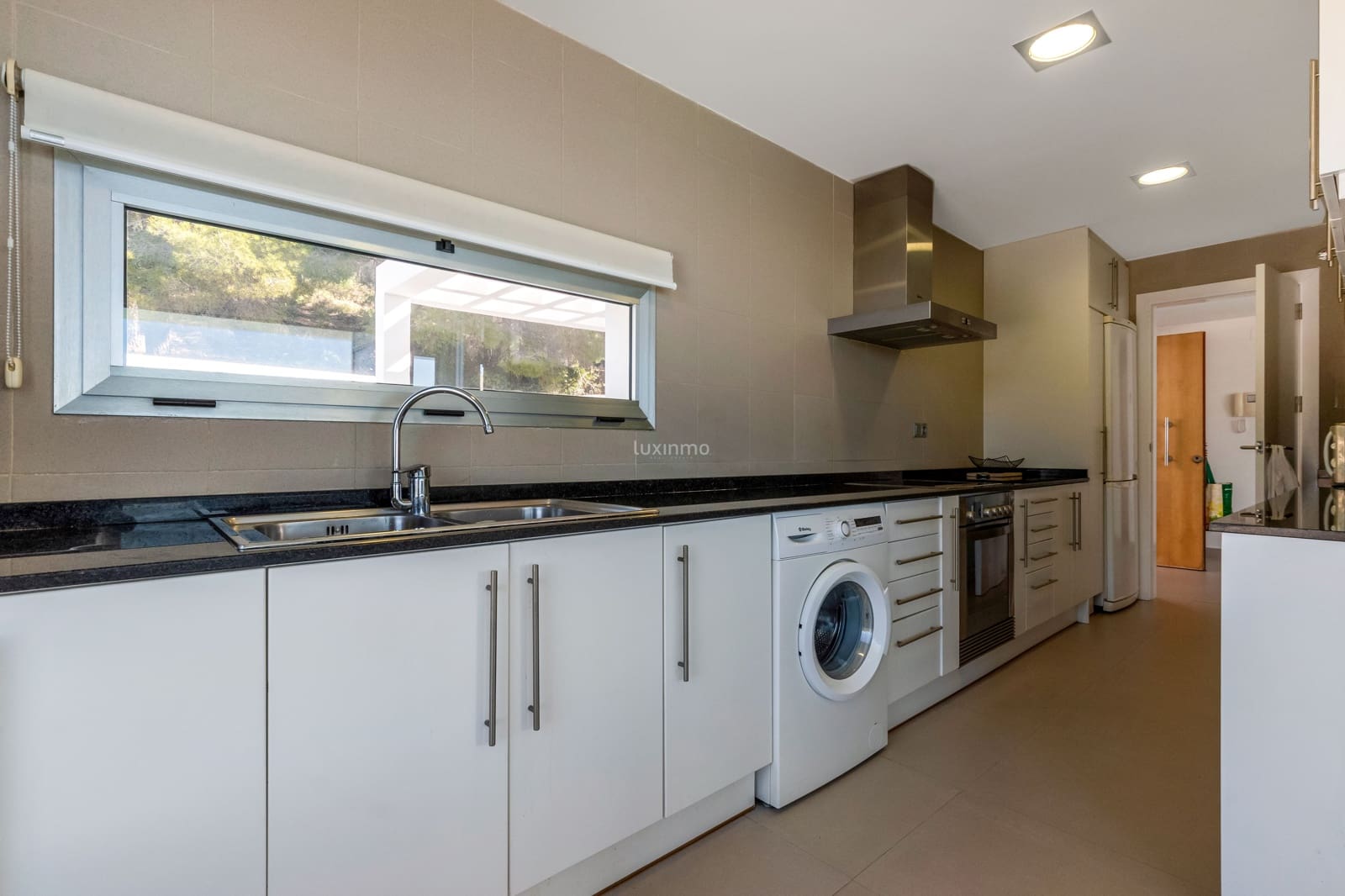 4 bedroom Villa for rent in Altea with pool garage - € 3,400 (Ref: 10009778)