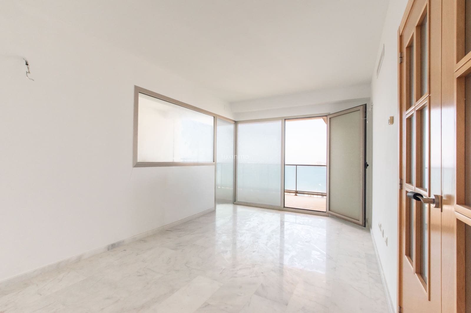 2 slaapkamer Appartement te koop in Benidorm met zwembad garage - € 515.000 (Ref: 10012304)